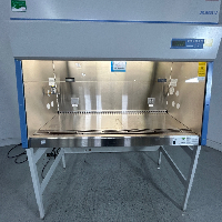 Thermo Scientific 1300 Series A2 6' Biosafety Cabinet image 2